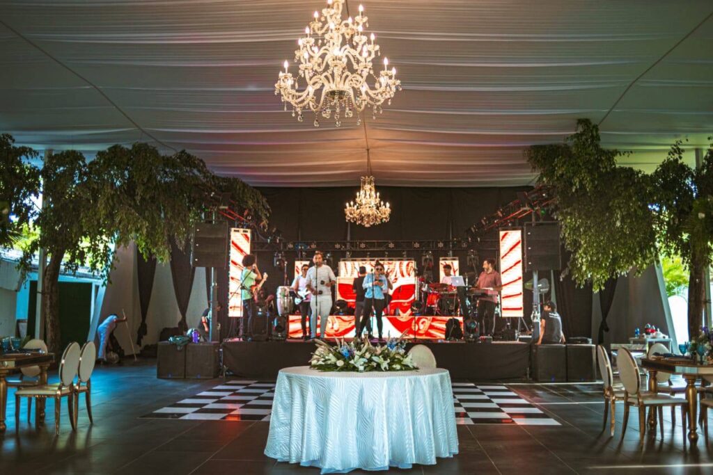Fiesta de grado en Inti Raimi, Cali